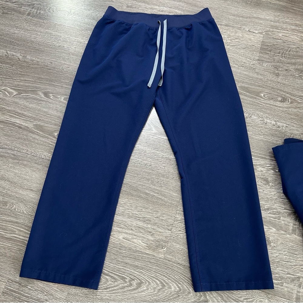 Bundle 2 Figs Technical Collection Pull-On Scrub … - image 6